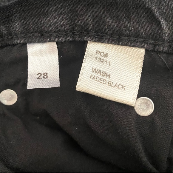 Reformation High Rise Straight Leg Jeans - Size 28 - Picture 8 of 9